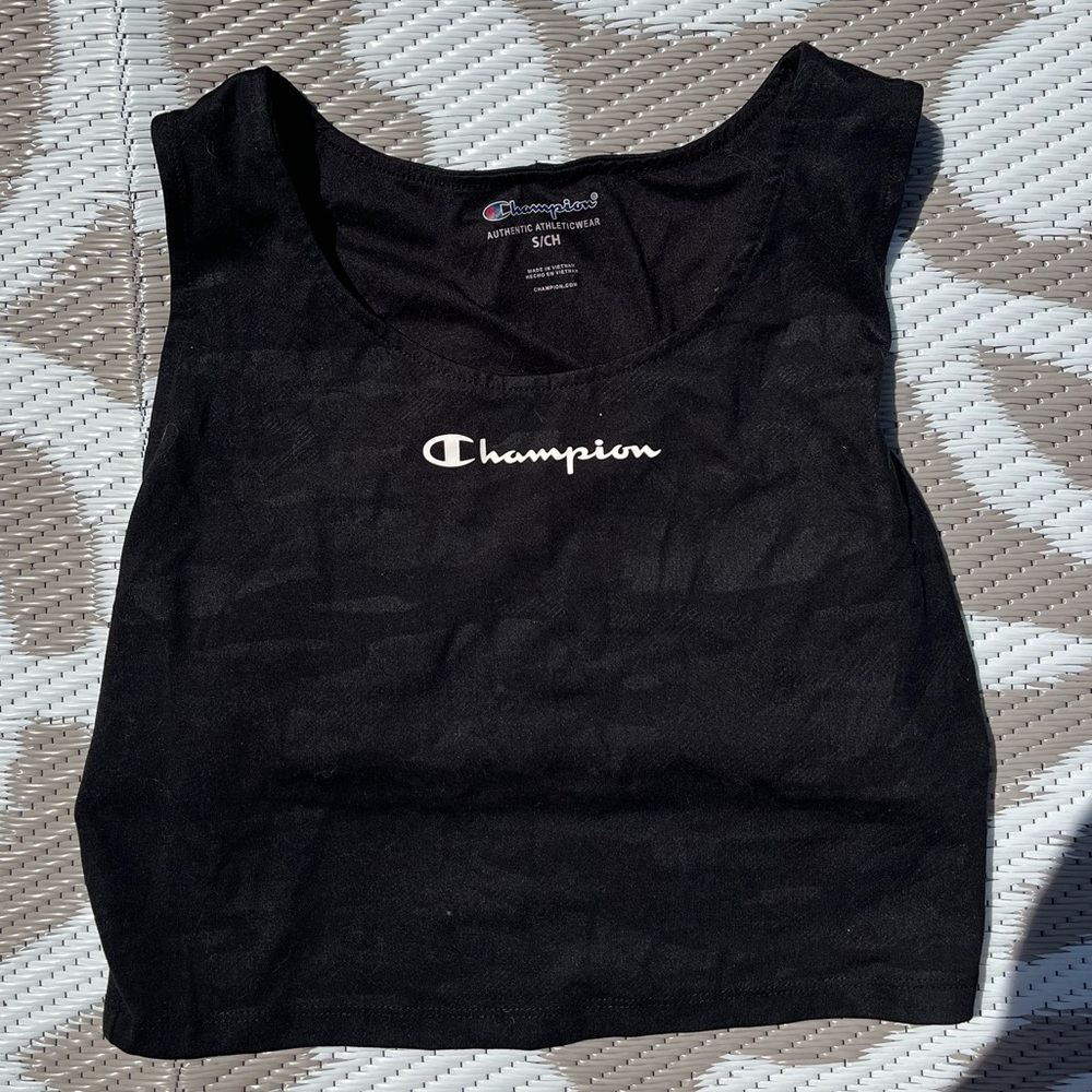 Champion Workout Cropped Tank Top. Size S